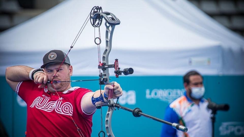 Челябинец Антон Булаев выиграл турнир по стрельбе из лука в Москве