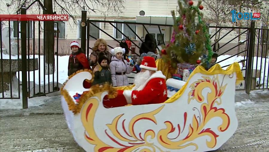 Юные техники из Челябинска на Новый Год подарили Деду Морозу чудо-сани 