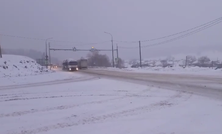 В Челябинской области из‑за снега и метели закрыли движение на трассе М‑5