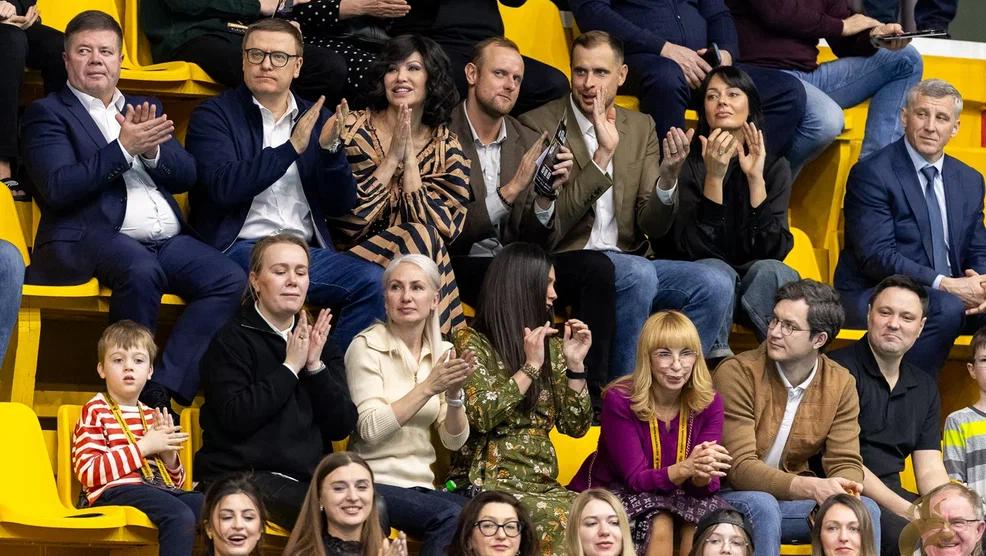 Ватерполистки команды «Динамо-Уралочка» выиграли два матча у «Югры» в Челябинске