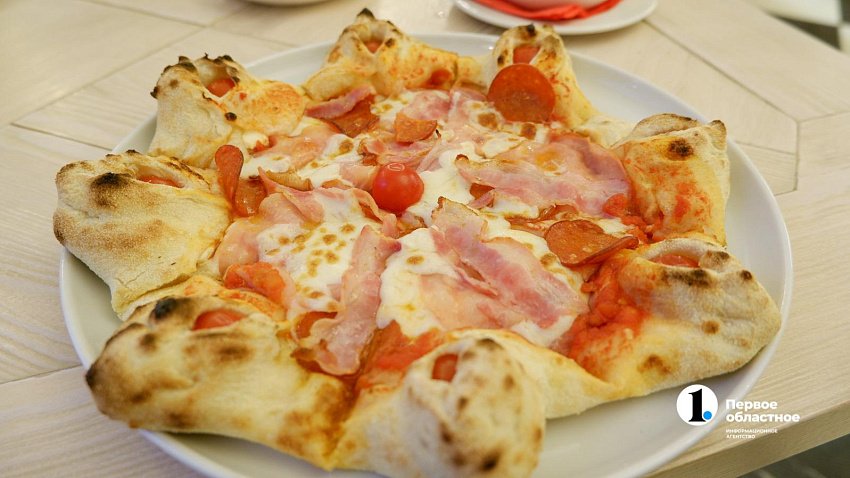 В Челябинске подсчитали стоимость школьной пиццы