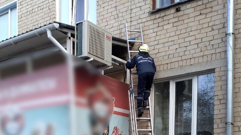 Спасатели пришли на помощь 84‑летней пенсионерке в Челябинской области