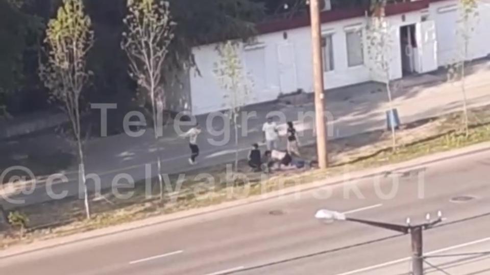 Драка в челябинской школе. Стрельба в 5 школе челябинска. Стрельба в 5 школе челябинска. Драка в челябинской школе. 175 гимназия казань перестрелка.