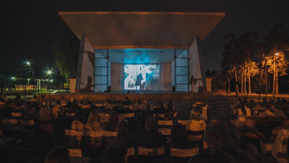 В Челябинске открывается сезон кинопоказов в парке