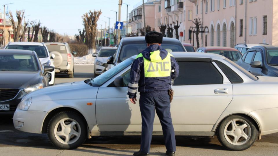 Более 2,2 тысячи нарушений выявили полицейские в Челябинской области за сутки