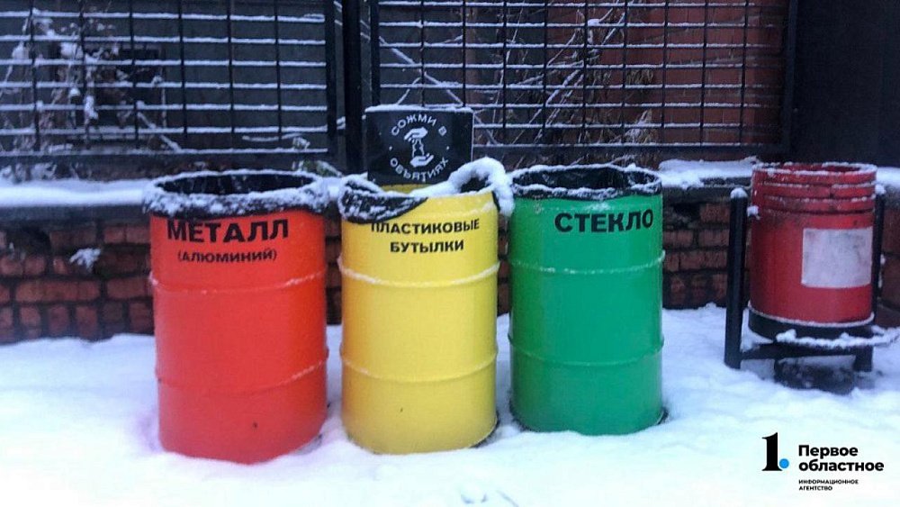 800 желтых контейнеров для раздельного сбора мусора установили в Челябинске