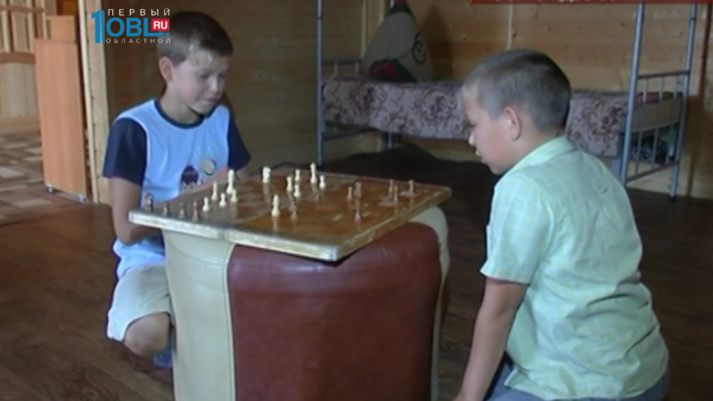 Многодетные и приемные семьи получили дополнительные меры социальной поддержки