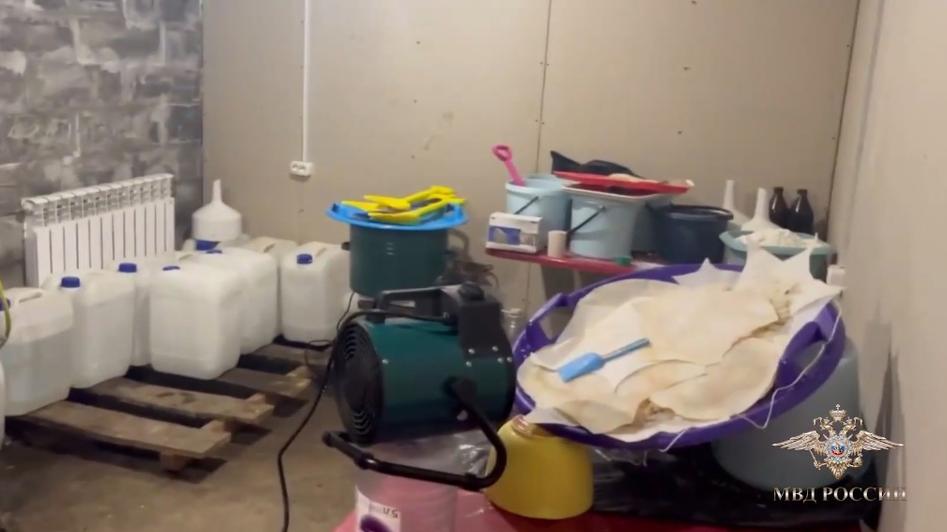 В Челябинске будут судить наркогруппировку за производство мефедрона