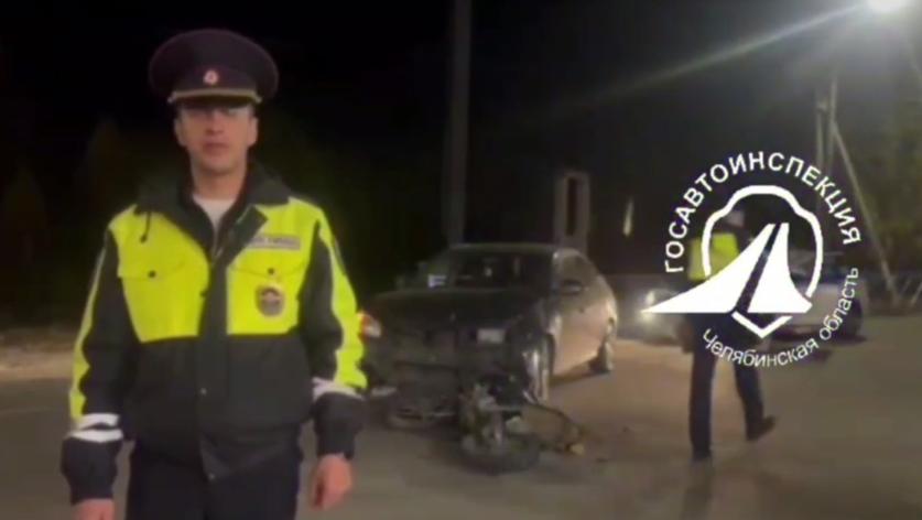 В Челябинской области водитель легковушки сбил подростков на питбайке