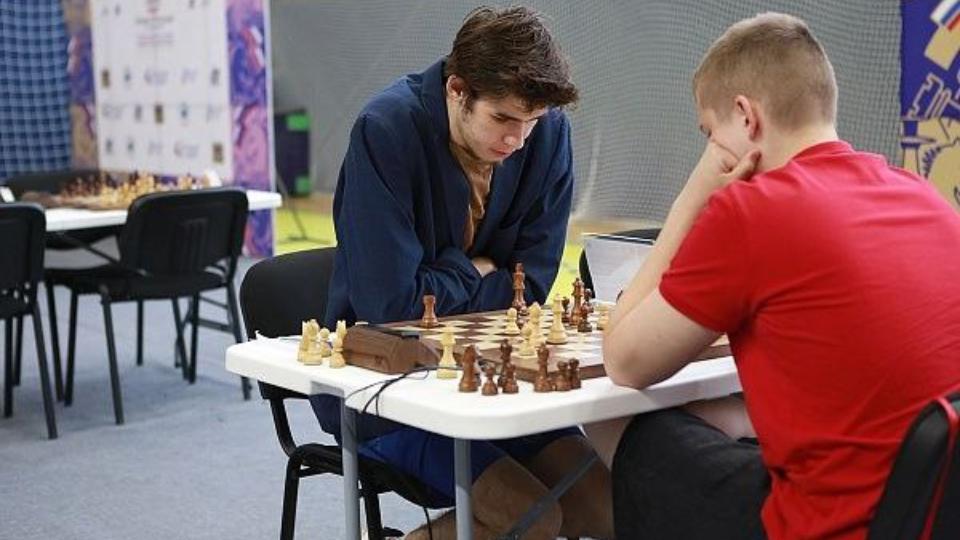 Челябинский шахматист Ярослав Ремизов завоевал Кубок России
