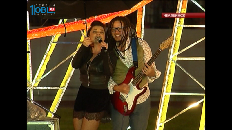 Челябинских металлургов поздравила Наташа Королева