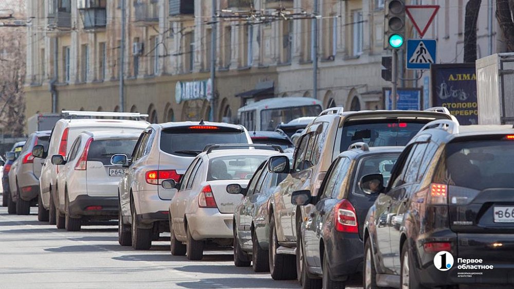 Жителей Челябинской области призвали отказаться от личных машин на Радоницу