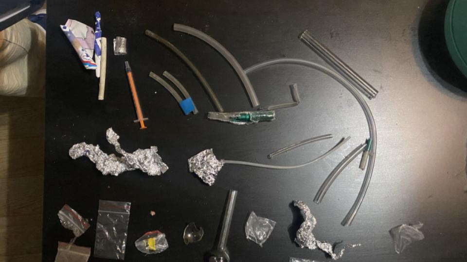 В Челябинске полицейские ликвидировали наркопритон, организованный судимыми сожителями