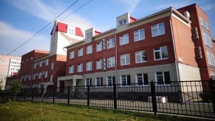 В элитной челябинской школе разработали этикет курения