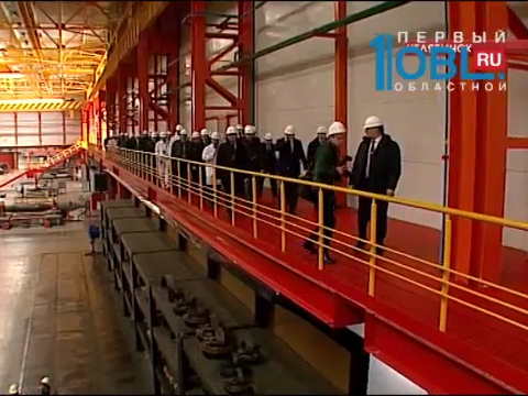 Сотрудники Совбеза, полпред Холманских и губернаторы регионов УрФО осматривают цеха ЧТПЗ