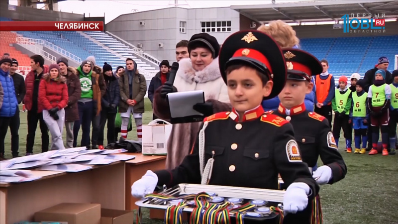 32 команды мальчиков боролись за выход в финал проекта «Мини-футбол – в школу!»