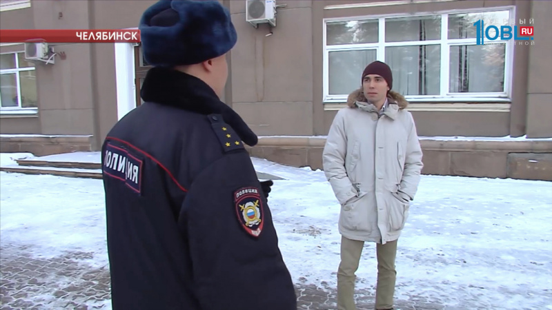 Полицейский пришёл за директором строительной фирмы во время интервью