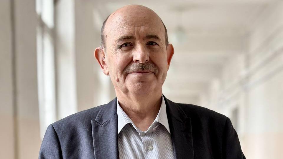 Книга математика из Челябинска получила премию «Учебник года»