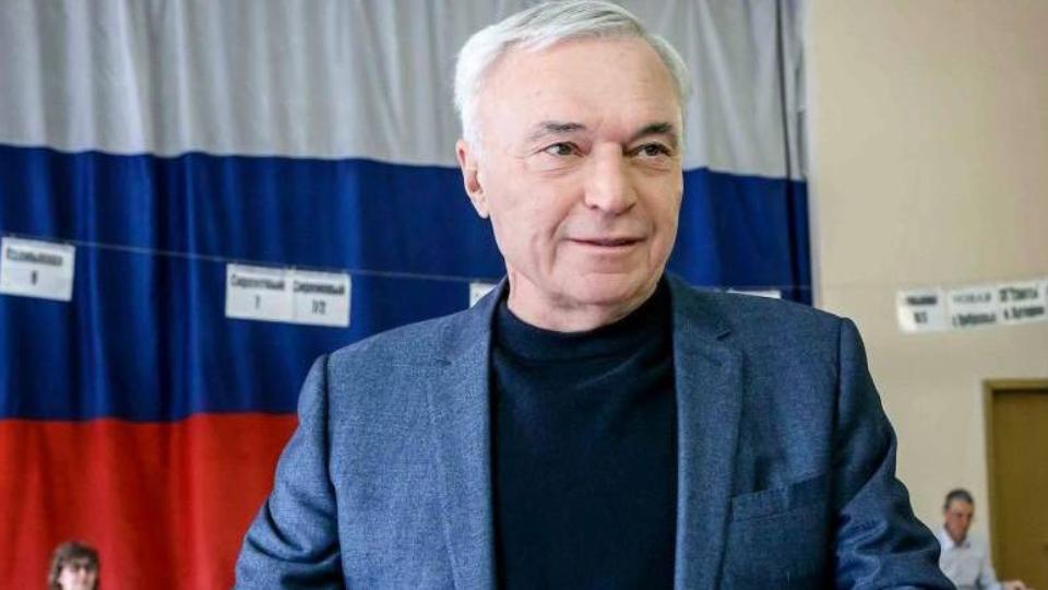 Виктор Рашников призвал южноуральцев принять участие в выборах президента