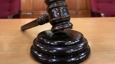 Челябинка, сломавшая руку в больнице, не смогла отсудить компенсацию Челябинка, сломавшая руку в больнице, не смогла отсудить компенсацию