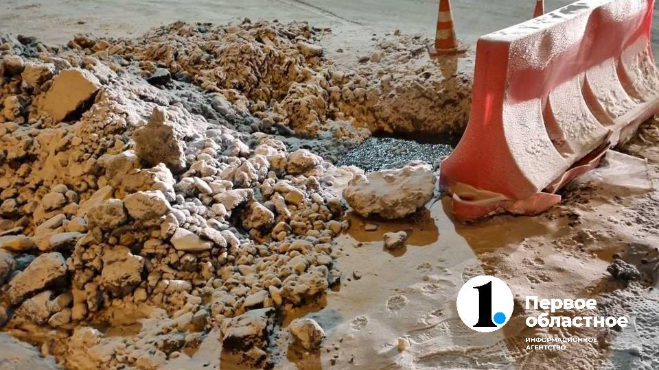 В многоэтажке в Ленинском районе Челябинска устранили коммунальную аварию