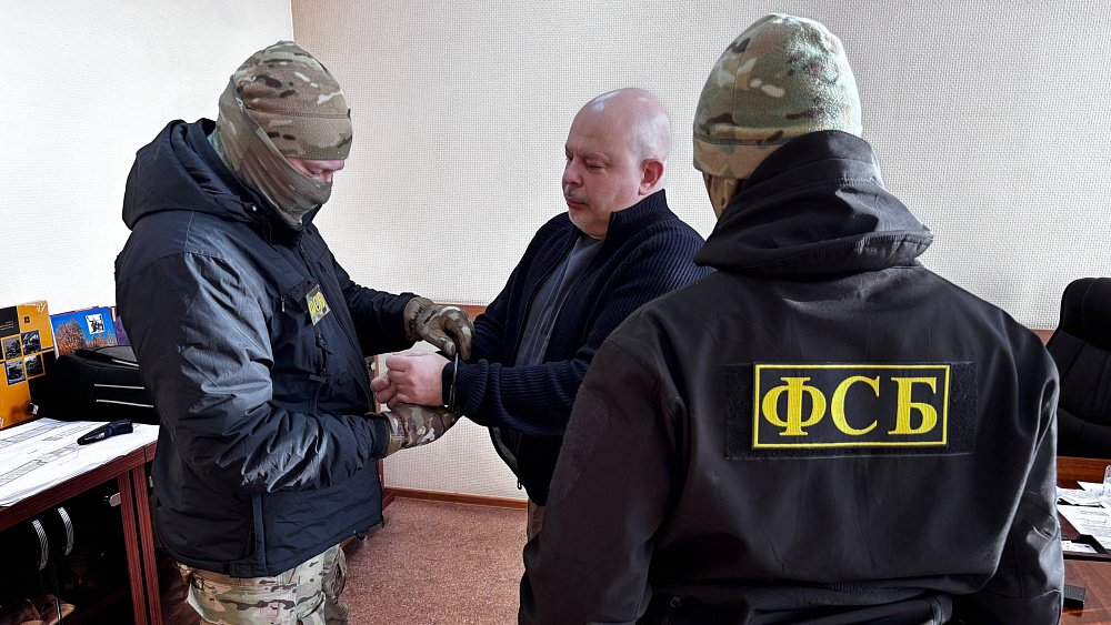На замгендиректора челябинской компании завели еще два дела о взятках