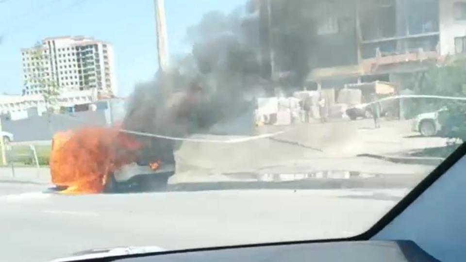 Автомобиль загорелся на ходу в Челябинске