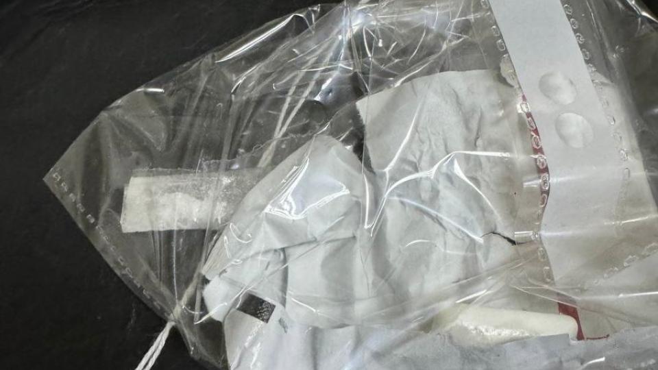 В Челябинской области задержали женщину, употреблявшую наркотик на рабочем месте