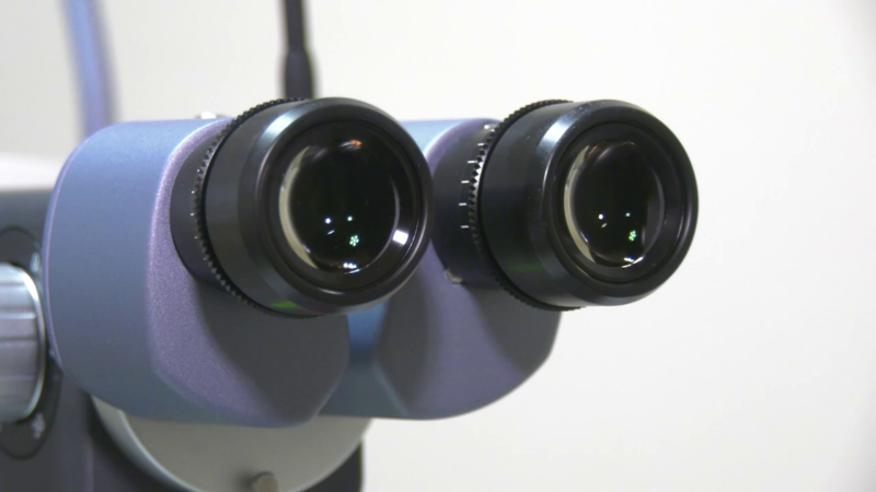 В Челябинске лечат глаза с помощью новой лазерной системы