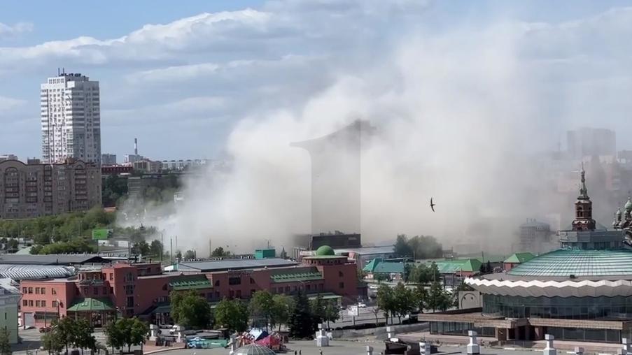 В центре Челябинска до конца демонтировали долгострой