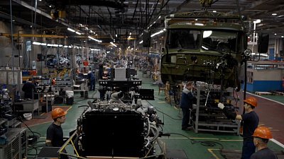 На автомобильном заводе «Урал» открыто более 200 вакансий