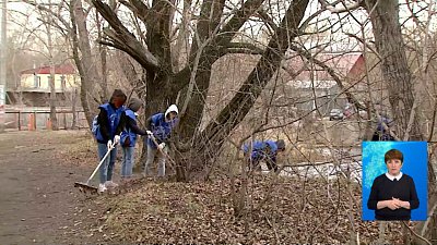 На Заячьем острове провели субботник