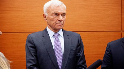 Виктор Рашников продал 3% группы «ММК»