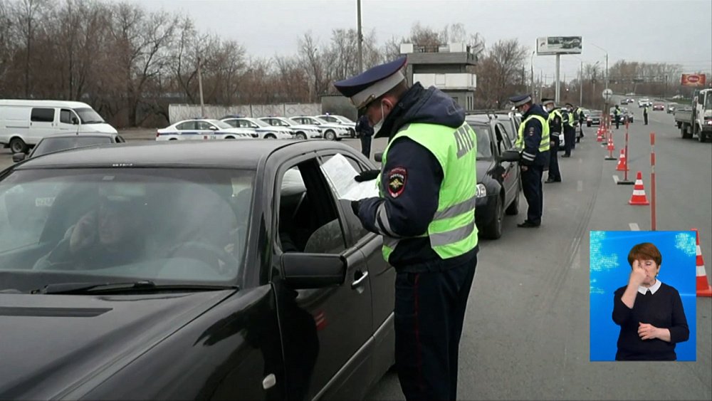 Полицейские ловят нетрезвых водителей