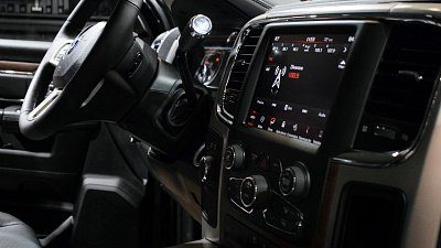 Цены на подержанные спорткары в Челябинской области выросли на 17%