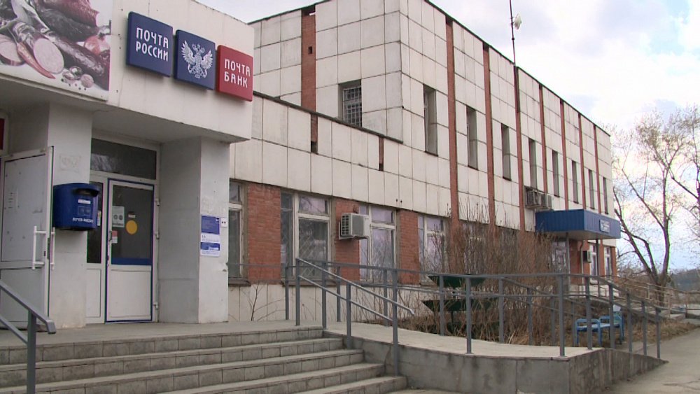 Кто и как работает в праздники