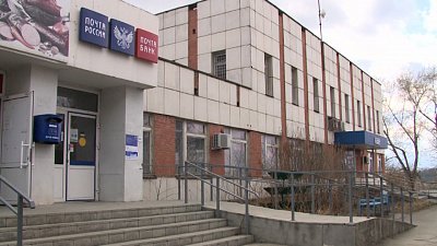 Кто и как работает в праздники