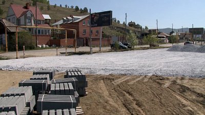 У озера Тургояк благоустраивают автопарковку