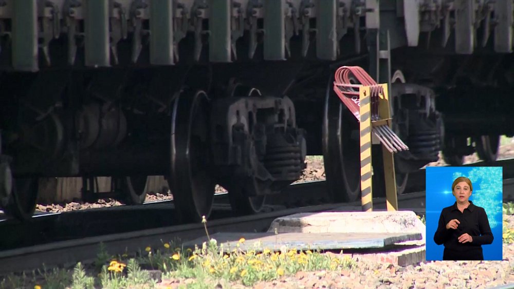 Поезд насмерть сбил мужчину