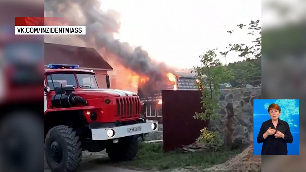 В Миассе загорелась баня на территории частного дома
