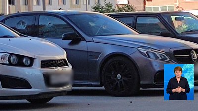 В Челябинском дворе разбили автомобиль