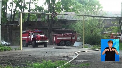 На заброшенном предприятии начался пожар На заброшенном предприятии начался пожар