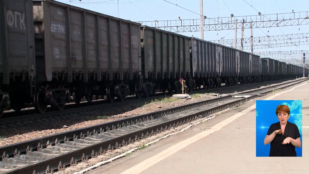 Поезд насмерть сбил пешехода