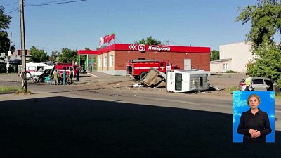 В Красноармейском районе фура с щебнем влетела в иномарку