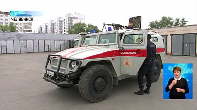 Для ребёнка провели экскурсию по базе ОМОН