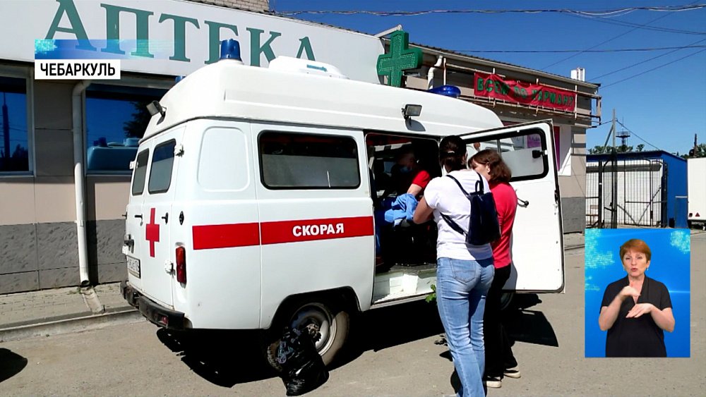 В Чебаркуле от COVID-19 вакцинируют на рынке