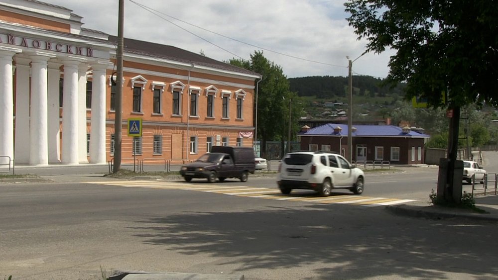 Подросток сбил ребенка