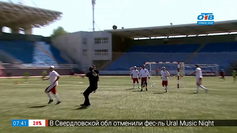 Сюжет «Театральный футбол»