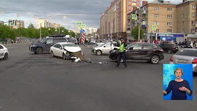 Челябинцу, устроевшему аварию, запретили водить
