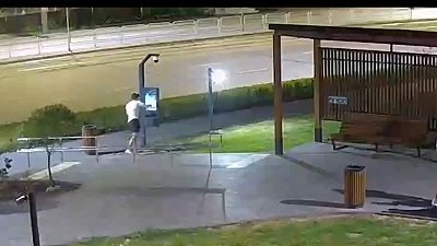 Глупое нападение на «умную» опору попало на камеры видеонаблюдения